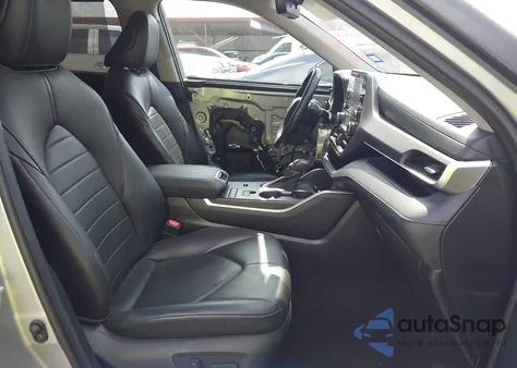 2021 Toyota Highlander Xle from USA, damaged, VIN 5TDGZRAH9MS040657